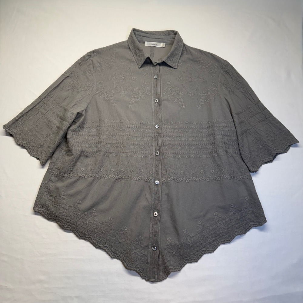 Solitaire XL Gray Embroidered Tunic Top Boho Cottagecore Lagenlook Button Front‎